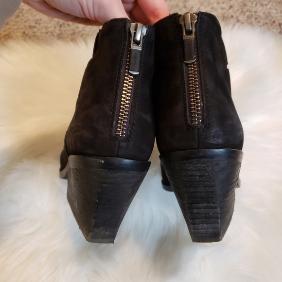 Eileen Fisher Tote Booties - Picture 7 of 8
